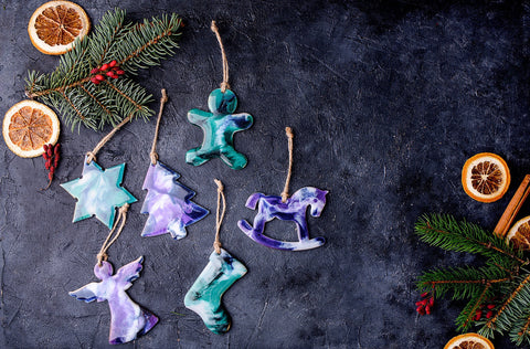 How to Make Epoxy Resin Christmas Ornaments