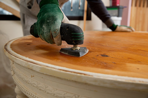 Restoring Furniture with Epoxy Resin: A Complete Guide